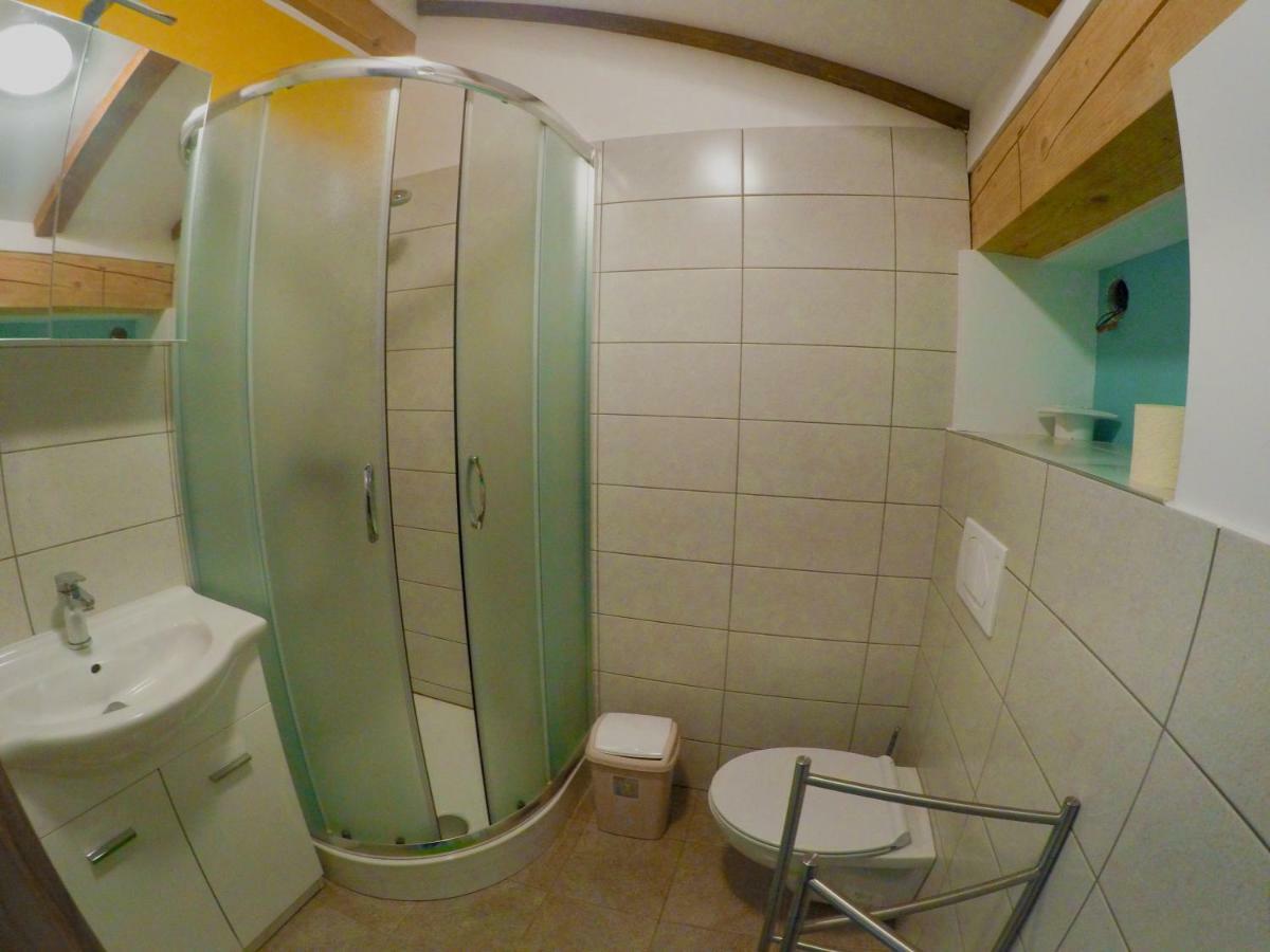 Prenocisca Rusjan Apartamento Rence Exterior foto