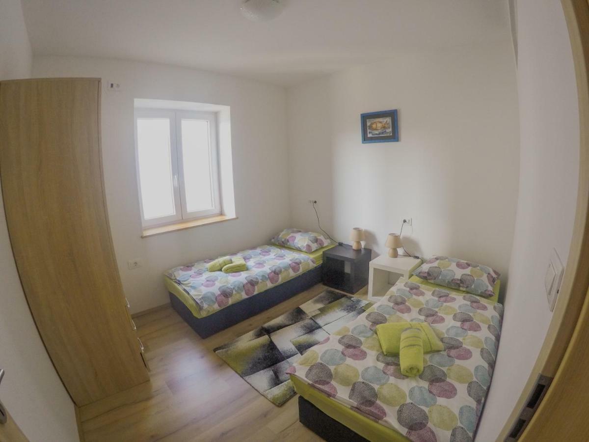 Prenocisca Rusjan Apartamento Rence Exterior foto